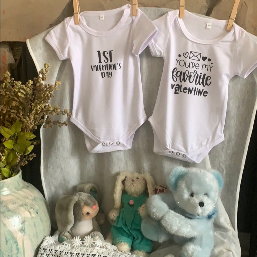 Unisex My 1st Valentine babysuit,cute handmade
